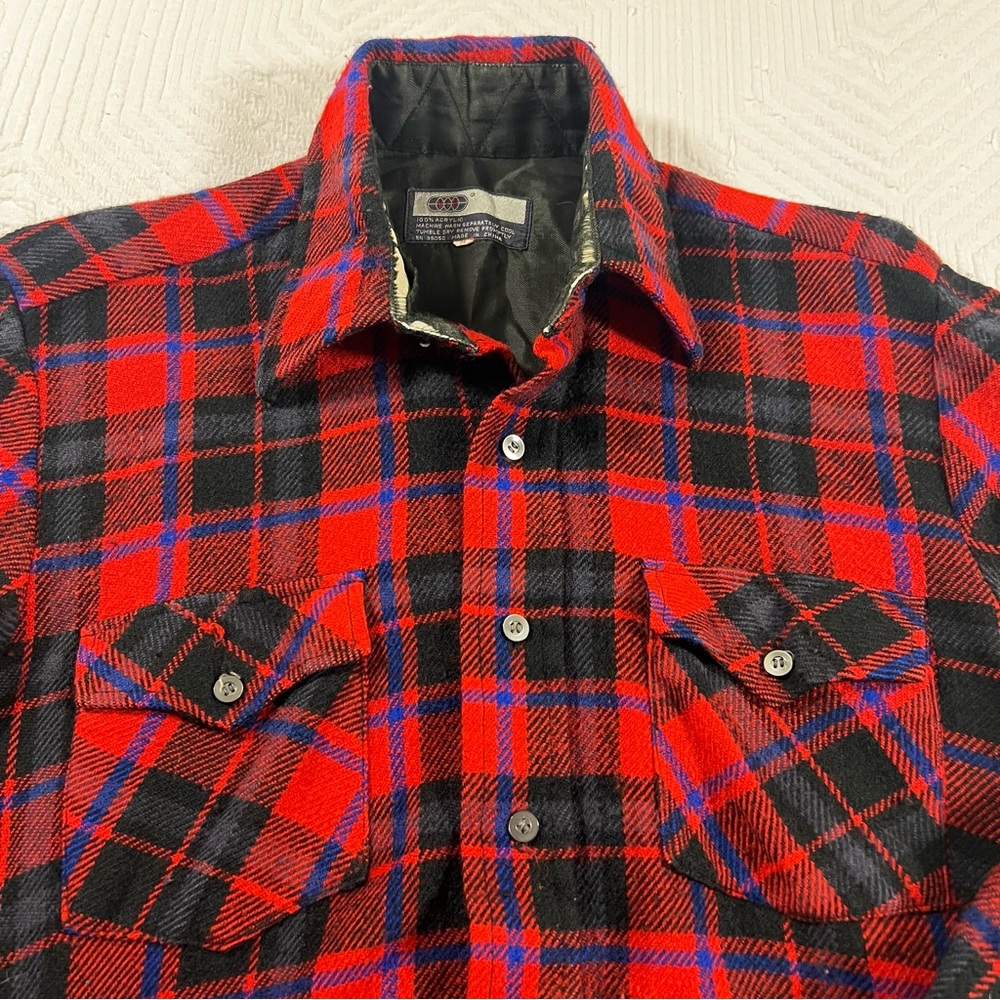 VIP Flannel Shirt Men’s Medium‎ Plaid Red Black Blue 100% Acrylic FUC